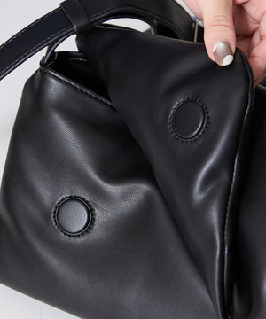 パデットロゴモチーフボディバッグ/BA-248