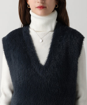 フェザーヤーンVネックベスト/AC3325