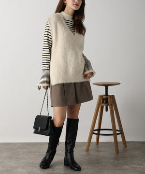 フェザーヤーンVネックベスト/AC3325