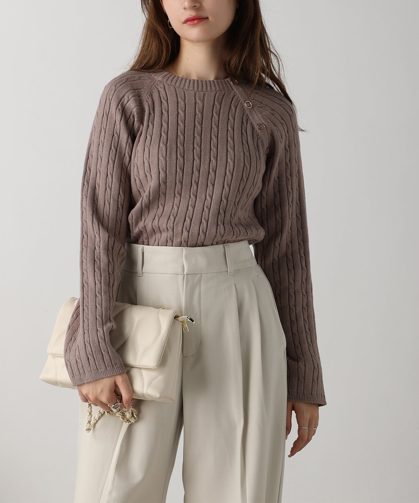 金ボタン付きケーブルラグランニット/AC3201