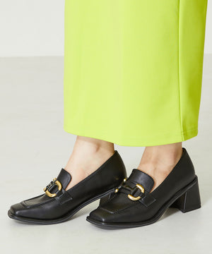 ワイドスクエアトゥヒールローファー/31120