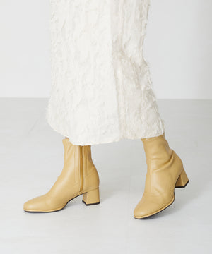 ラウンドトゥストレッチブーツ/31425