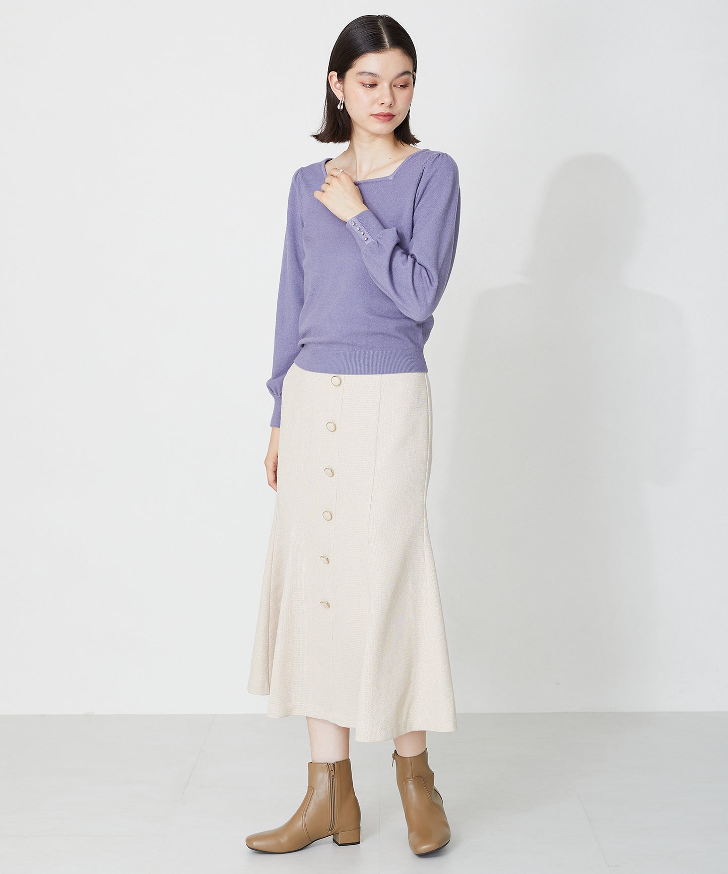 スクエアトゥプレーンショートブーツ/32401