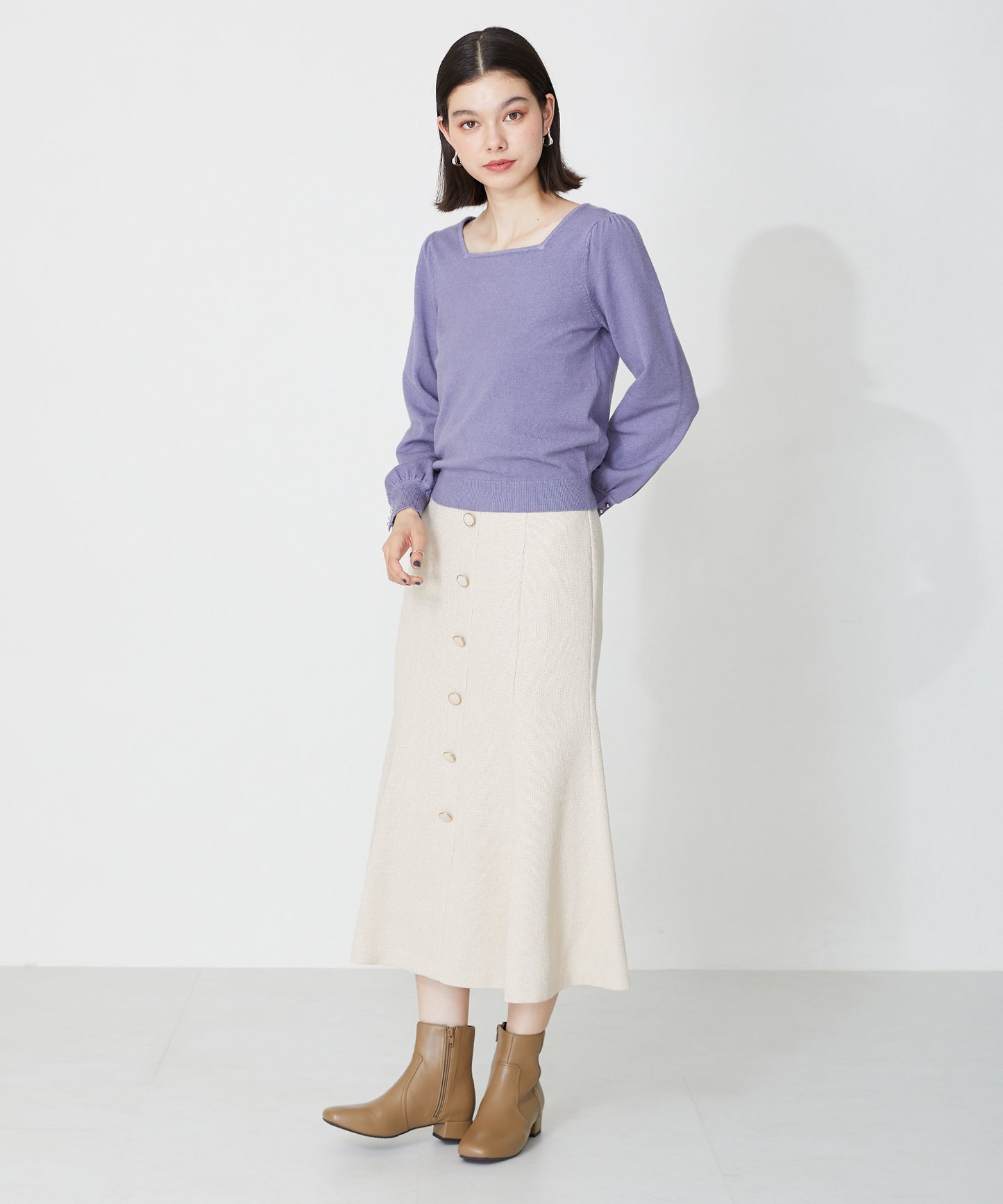 スクエアトゥプレーンショートブーツ/32401