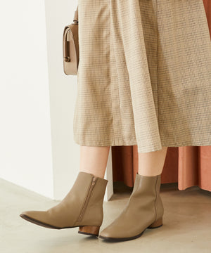 スクエアトゥラウンドヒールブーツ/32409