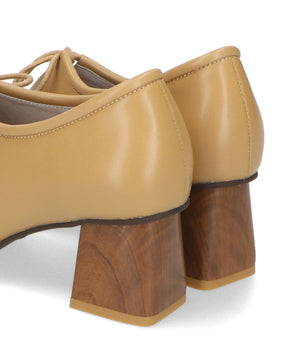 【WEB限定】ウッドヒール甲深パンプス/41307