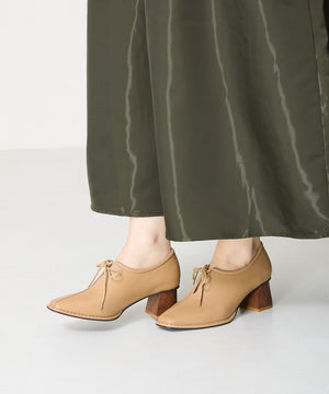 【WEB限定】ウッドヒール甲深パンプス/41307