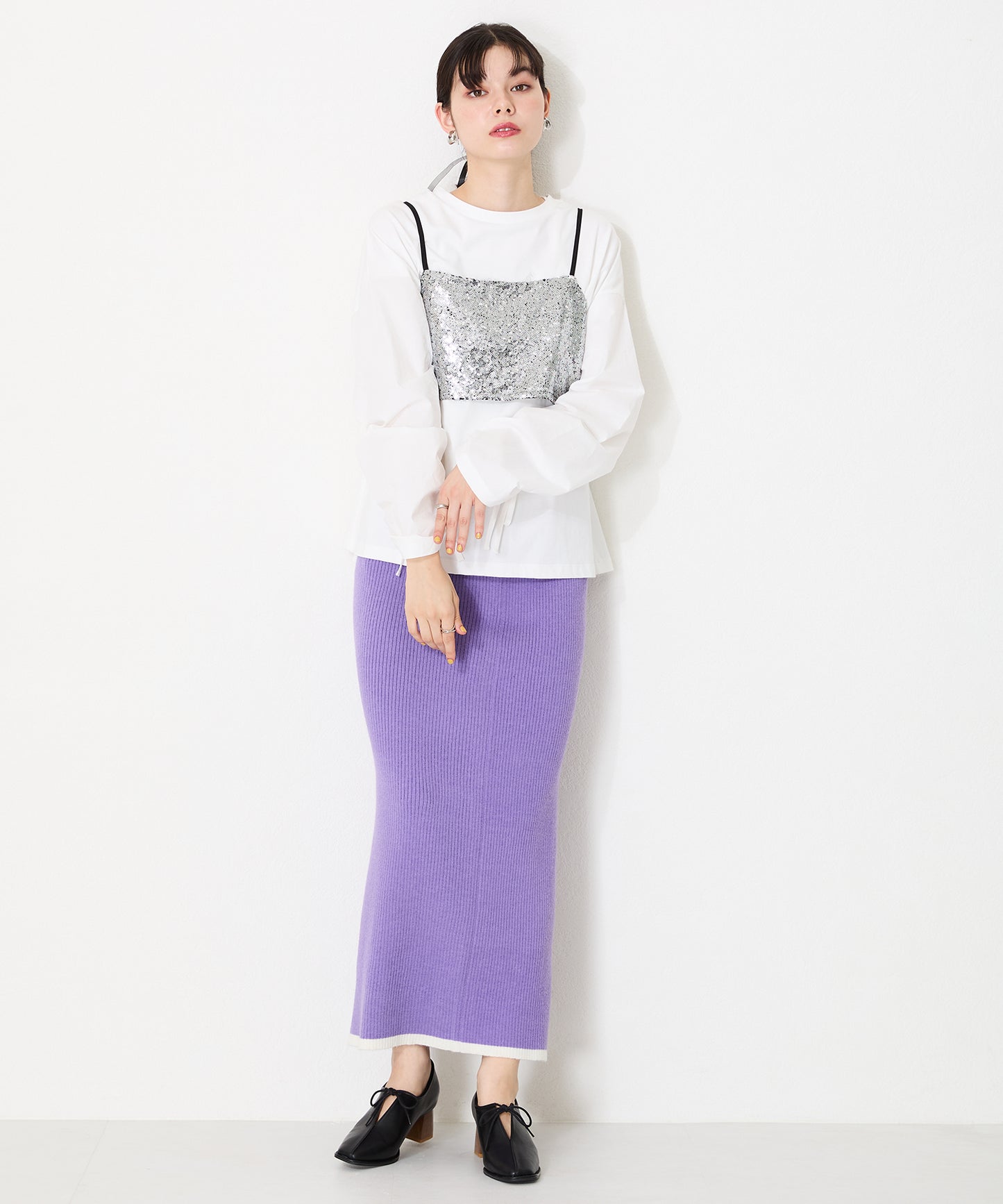 【WEB限定】ウッドヒール甲深パンプス/41307