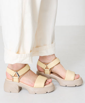 パデットストラップ厚底ヒールサンダル/51207