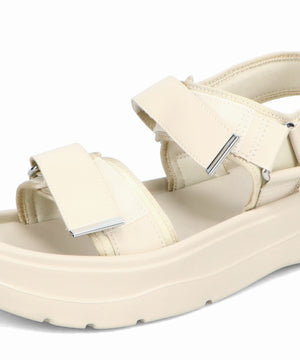 【Fit meサンダル/新色追加】メタルパーツ厚底サンダル/51226