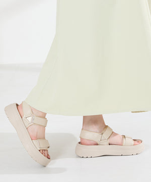 【Fit meサンダル/新色追加】メタルパーツ厚底サンダル/51226