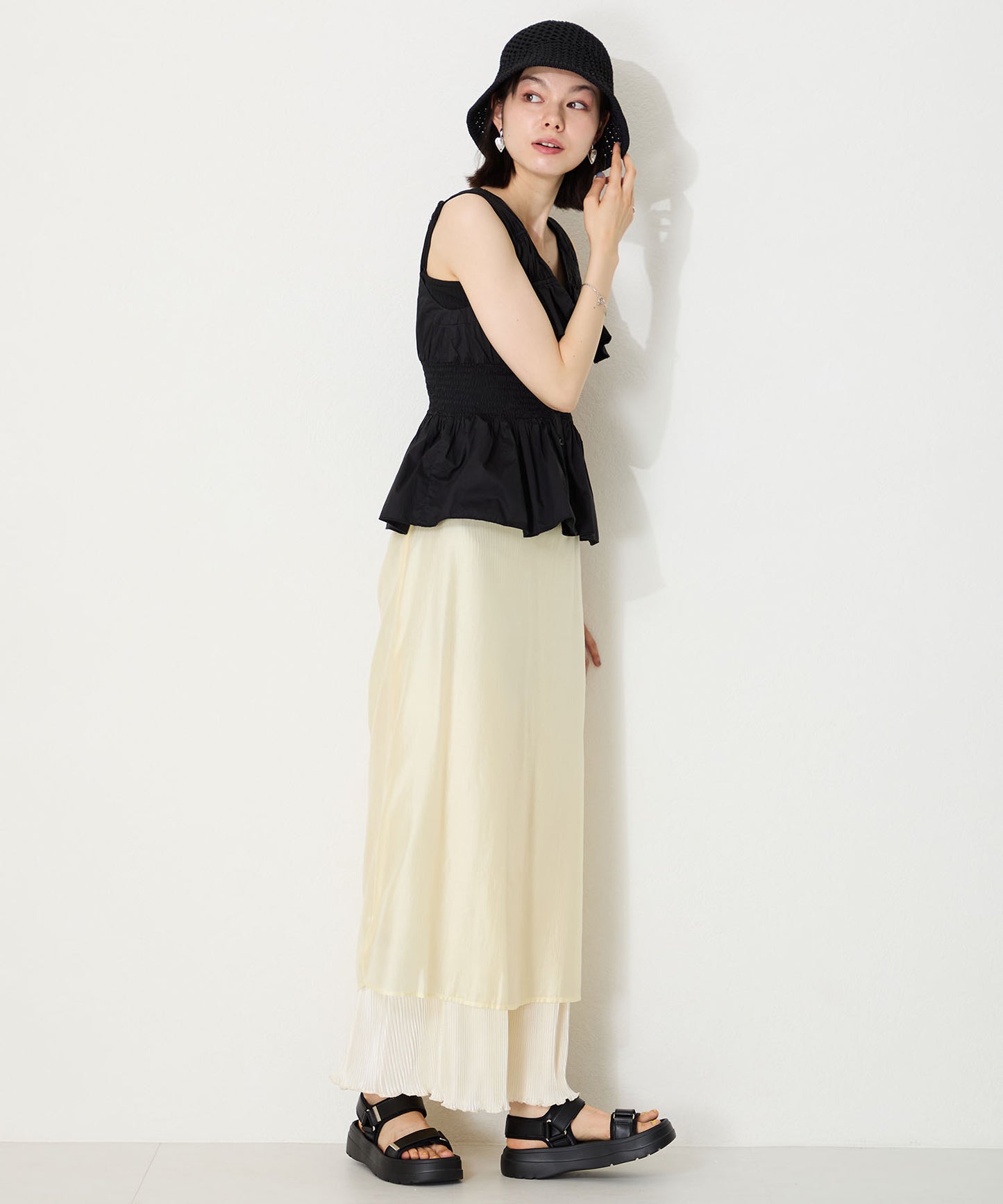 【Fit meサンダル】メタルパーツ厚底サンダル/51226