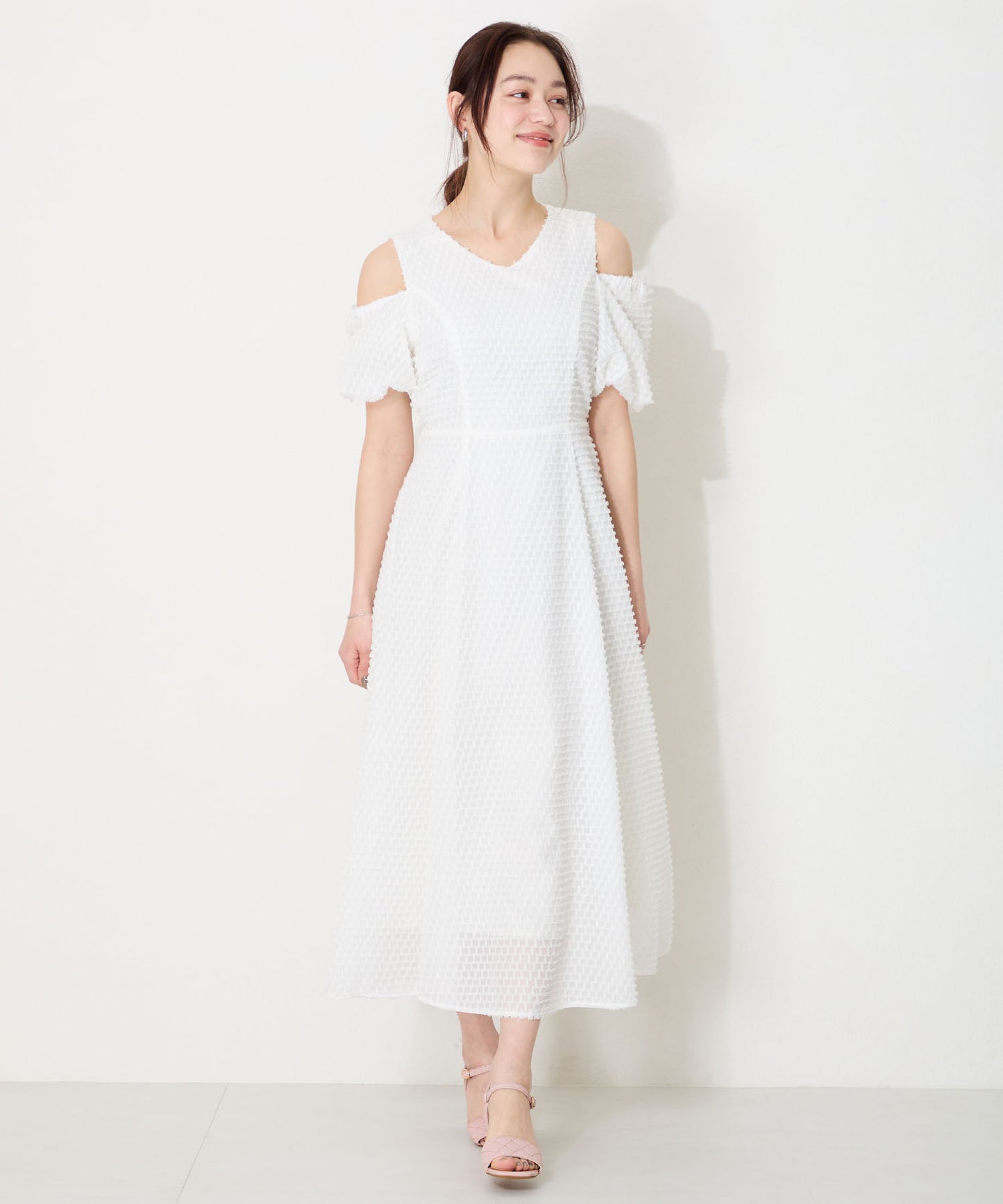 【WEB先行予約/6月上旬発売予定】キルティング×スタッズヒールサンダル/51229