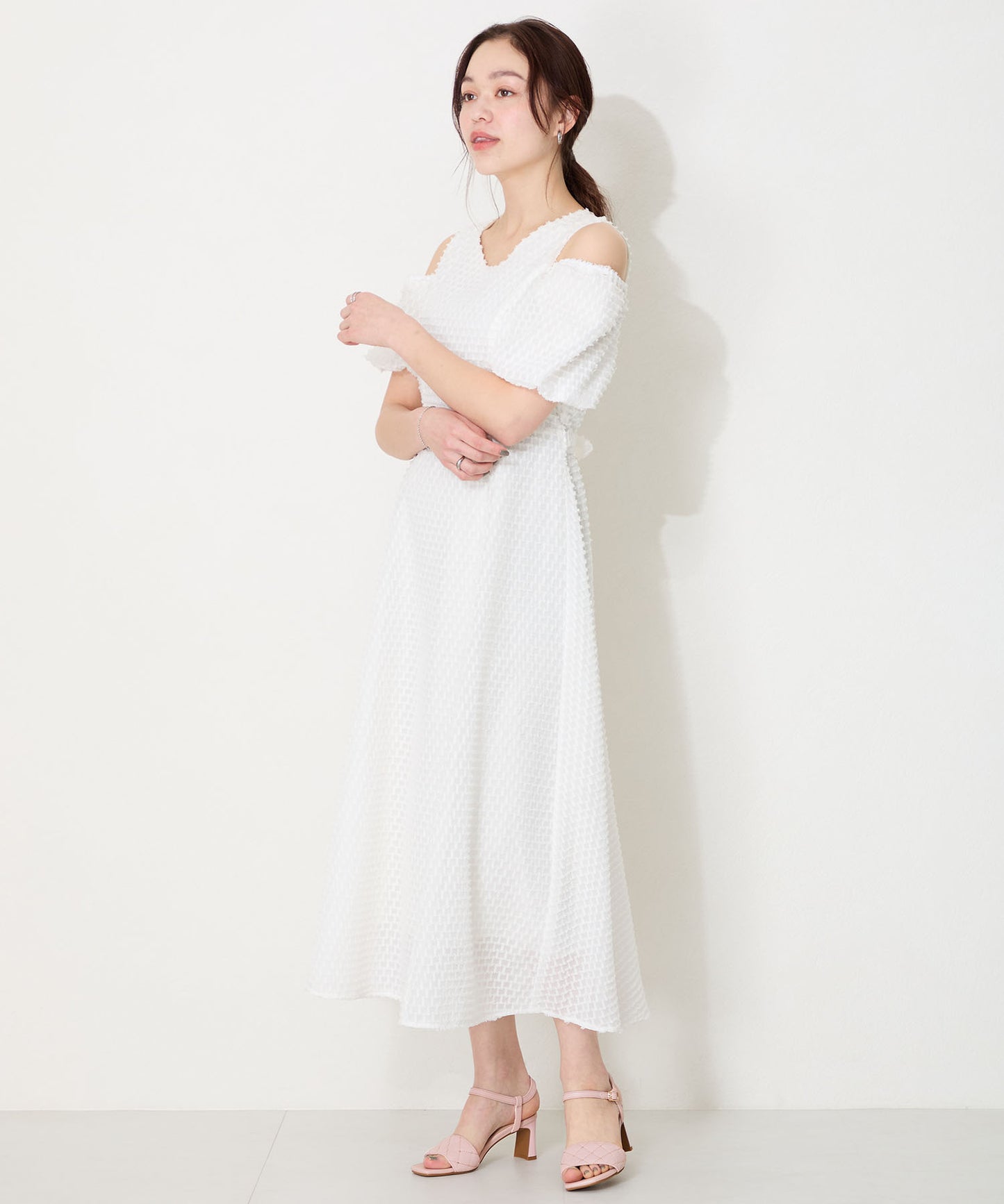 【WEB先行予約/6月上旬発売予定】キルティング×スタッズヒールサンダル/51229