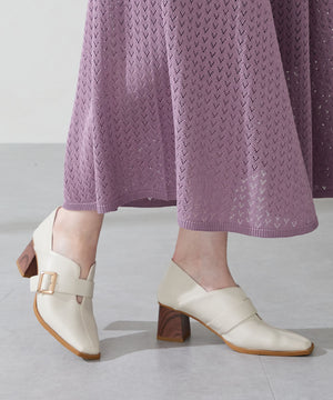 ウッドヒールベルトパンプス/51303