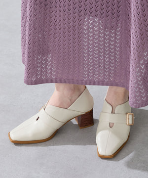 ウッドヒールベルトパンプス/51303