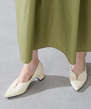 プチメタルパーツヒールパンプス/51316