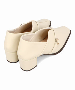 【カタログ掲載アイテム】スリットデザイン甲深パンプス/51317