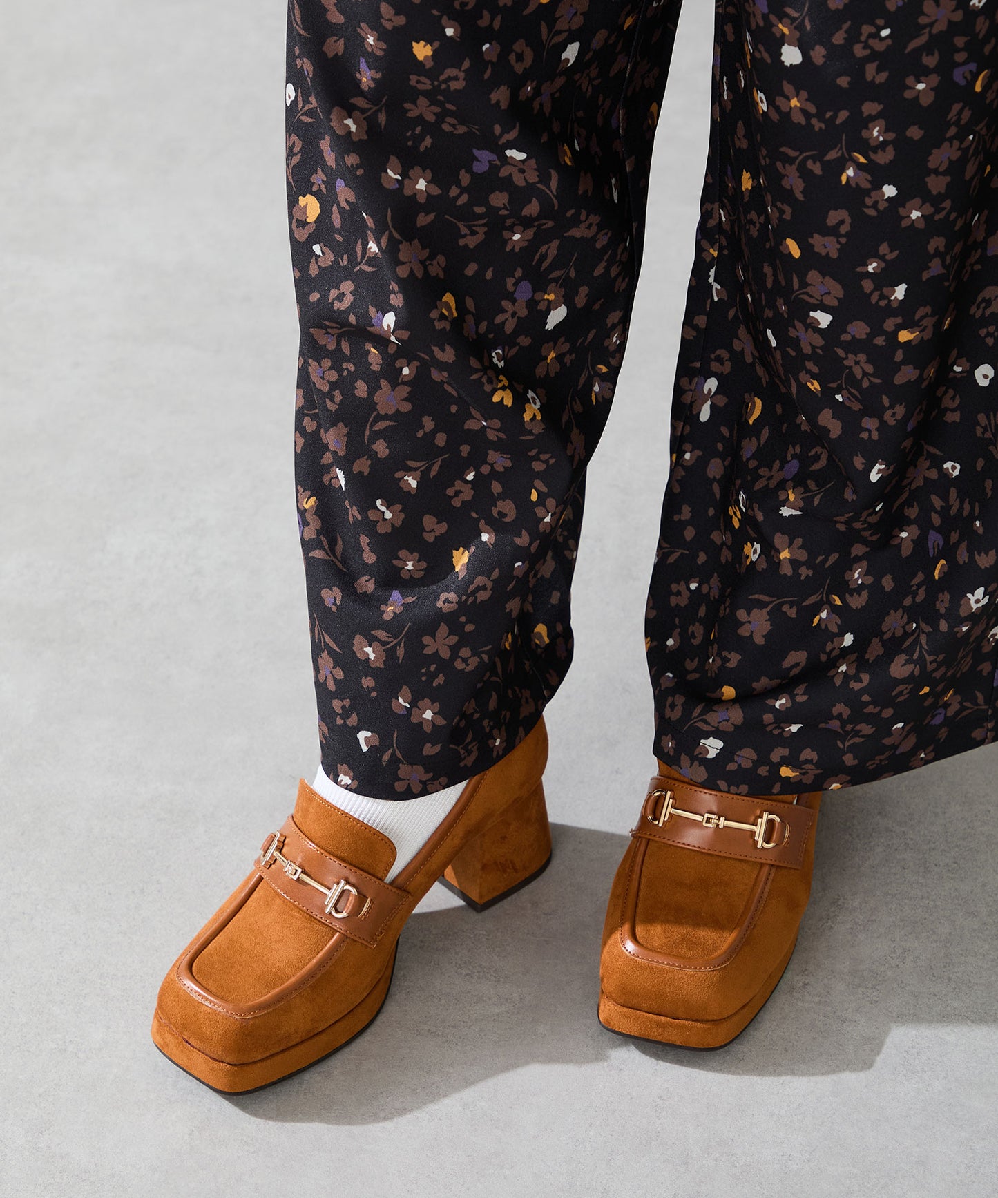 スクエアトゥビットヒールローファー/51324