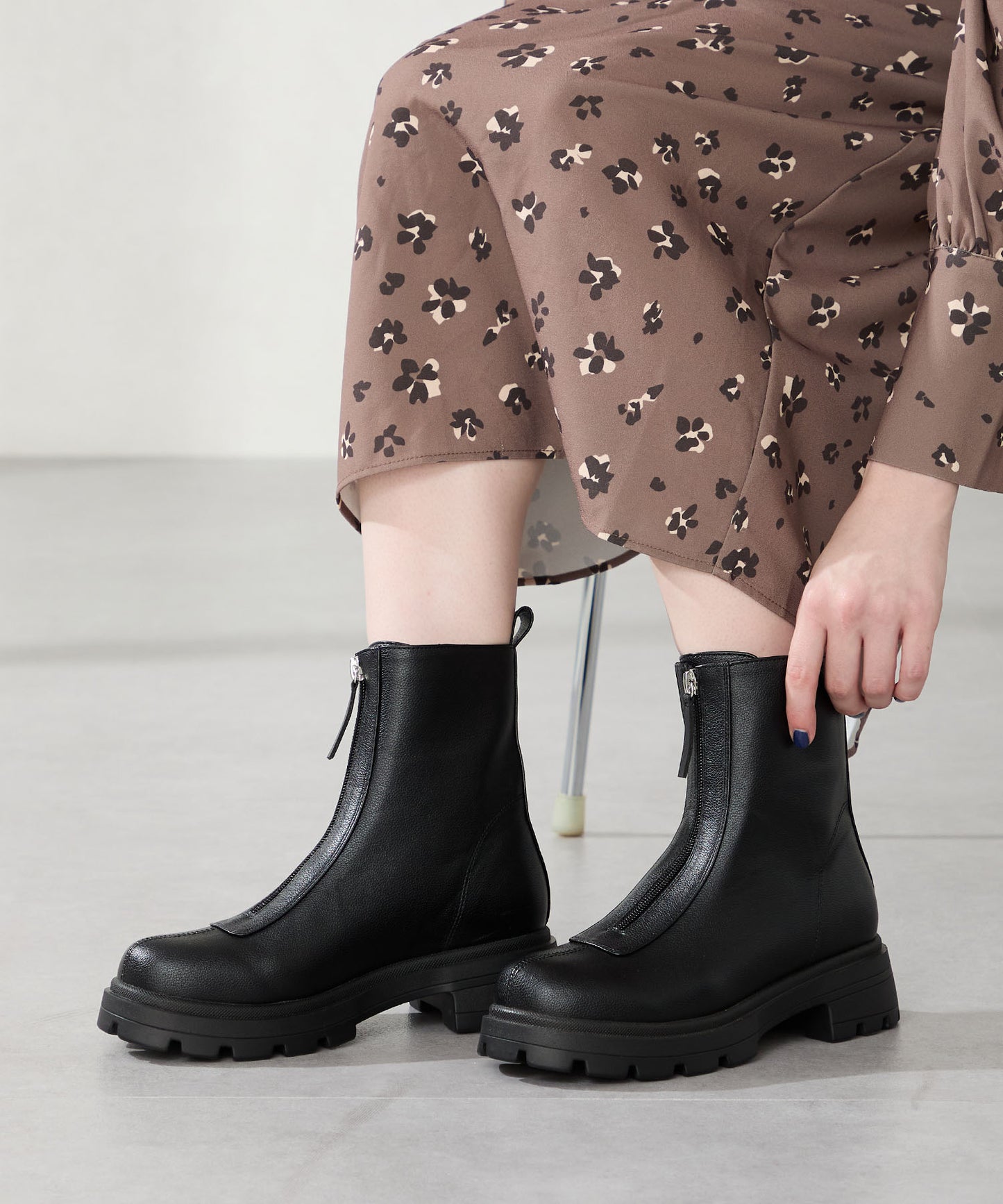 フロントジップショートブーツ/51413