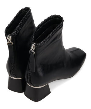 【WEB先行予約/1月中旬発売予定】スラントカットステッチショートブーツ/51428