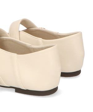 柔らかストラップフラットパンプス/52104