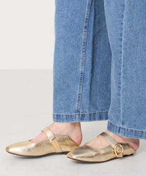 柔らかストラップフラットパンプス/52104