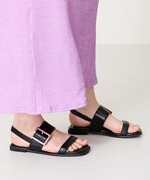 ベルトバックルフラットサンダル/52217