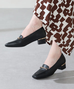 【カタログ掲載アイテム】メタリックラインビットヒールローファー/52301