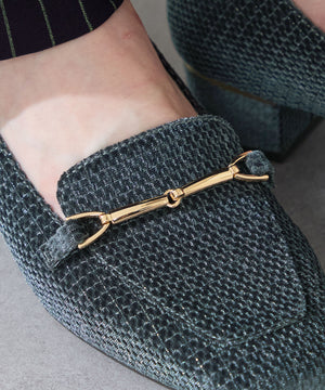 【カタログ掲載アイテム】メタリックラインビットヒールローファー/52301