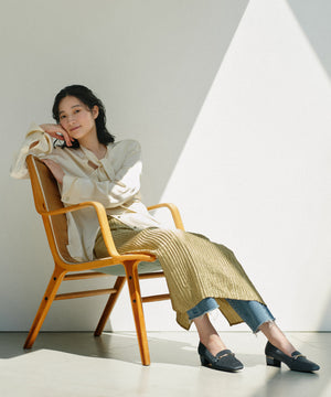 【カタログ掲載アイテム】メタリックラインビットヒールローファー/52301