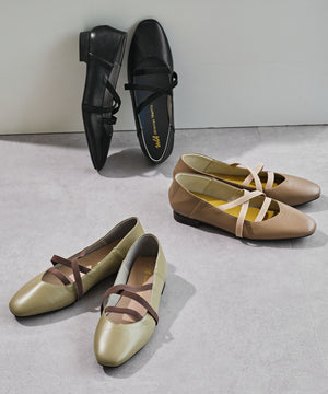 ゴムストラップフラットパンプス/52305