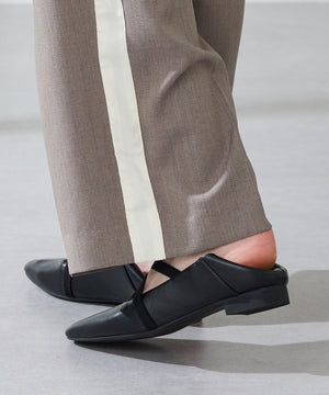 ゴムストラップフラットパンプス/52305