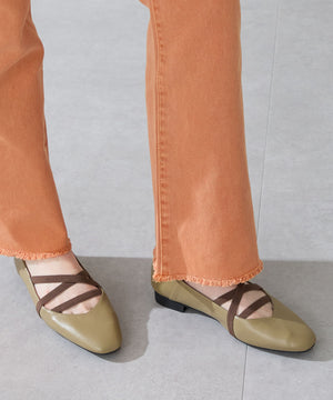 ゴムストラップフラットパンプス/52305