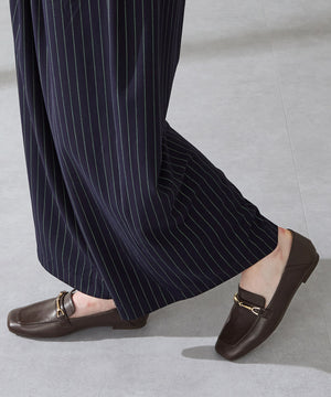 【カタログ掲載アイテム】スクエアトゥモチーフバブーシュローファー/52308