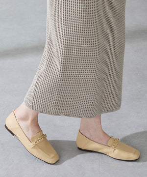 【カタログ掲載アイテム】スクエアトゥモチーフバブーシュローファー/52308