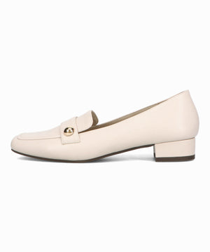 メタルパーツ付きローファー/52311