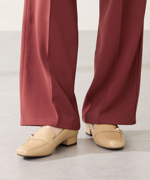 メタルパーツ付きローファー/52311