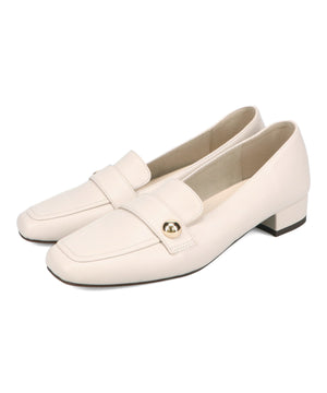 メタルパーツ付きローファー/52311