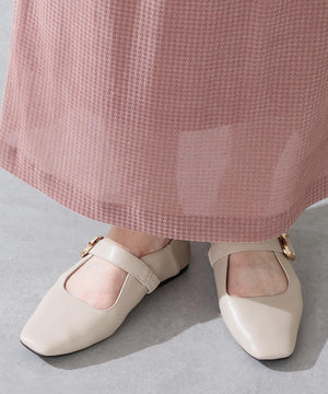 【カタログ掲載アイテム】柔らかストラップフラットパンプス/52317