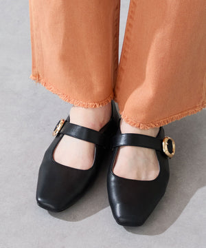 【カタログ掲載アイテム】柔らかストラップフラットパンプス/52317