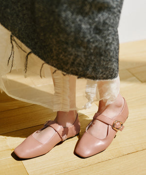 【カタログ掲載アイテム】柔らかストラップフラットパンプス/52317