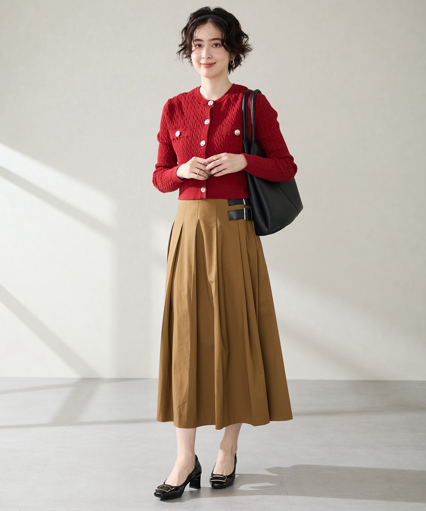 変形モチーフソフトエナメルパンプス/52319