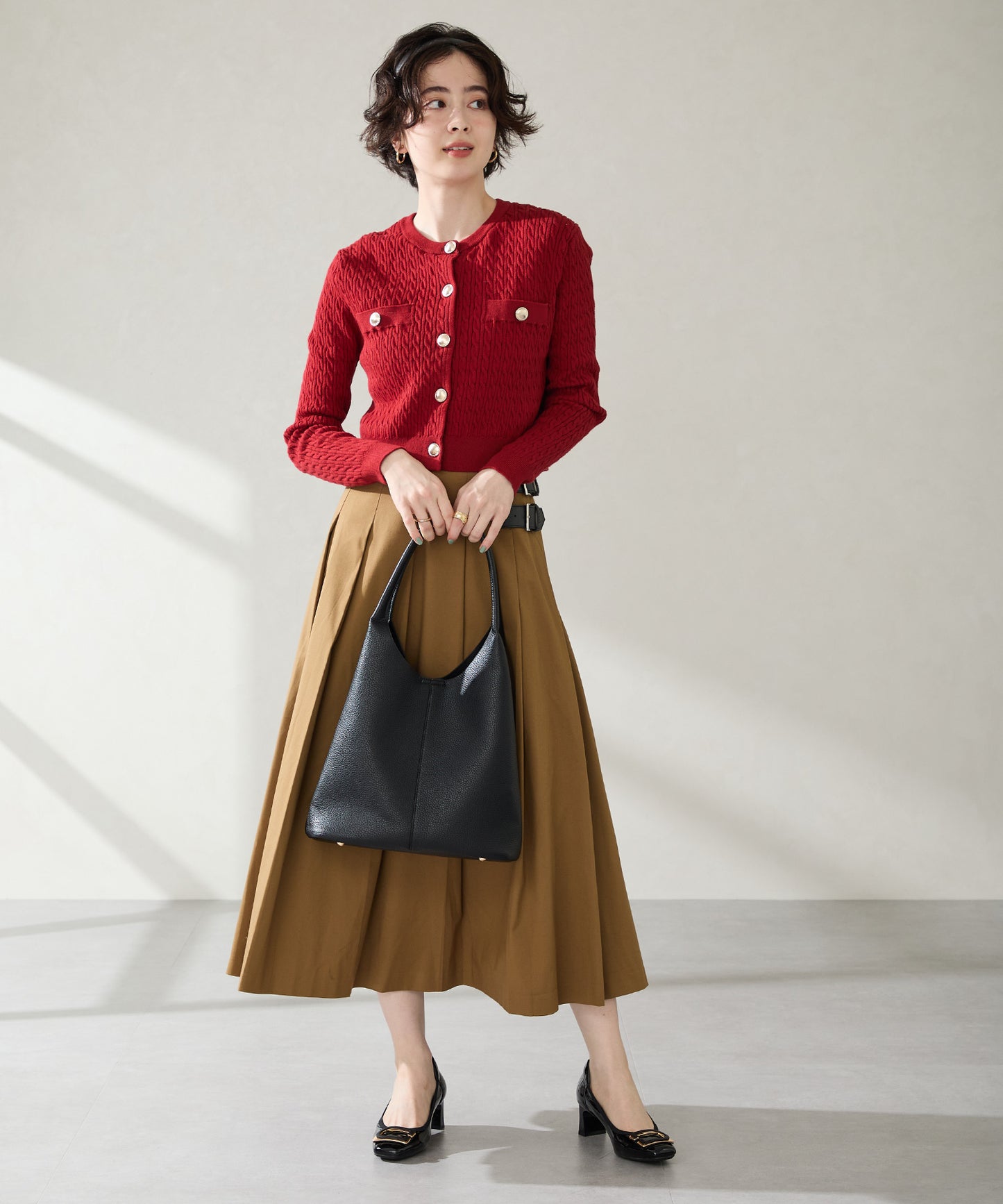 変形モチーフソフトエナメルパンプス/52319