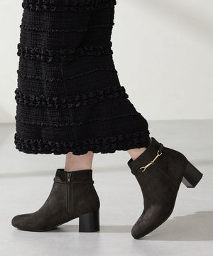 ビットモチーフショートブーツ/52403