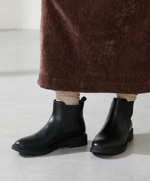 アーモンドトゥフラットサイドゴアブーツ/52405