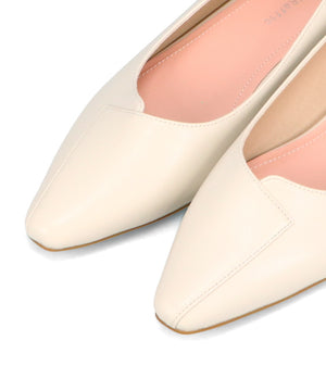 【WEB限定】アシンメトリーデザインフラットパンプス/55102