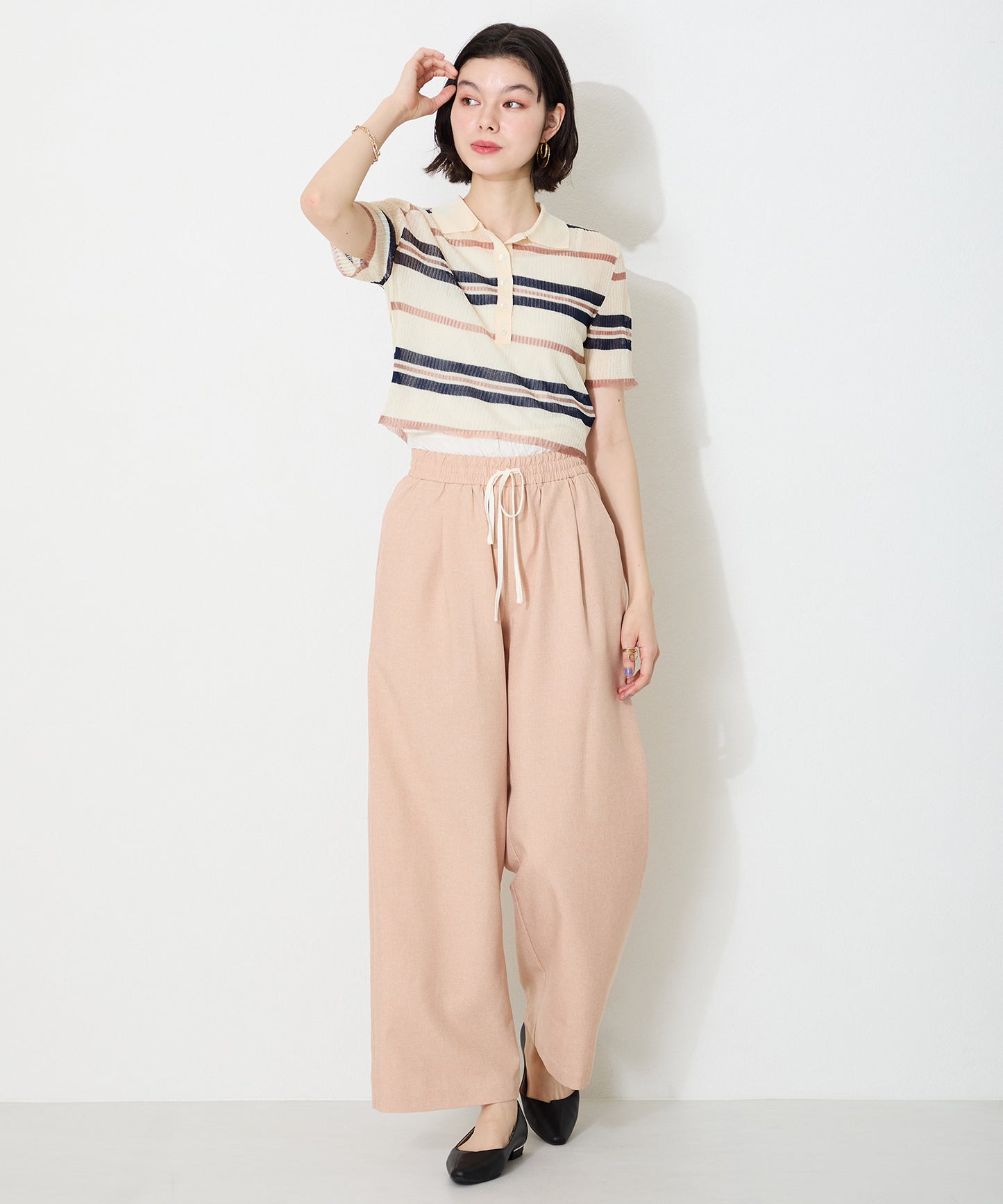 【WEB限定】アシンメトリーデザインフラットパンプス/55102