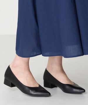 【WEB限定】スリットカットポインテッドトゥヒールパンプス/55105