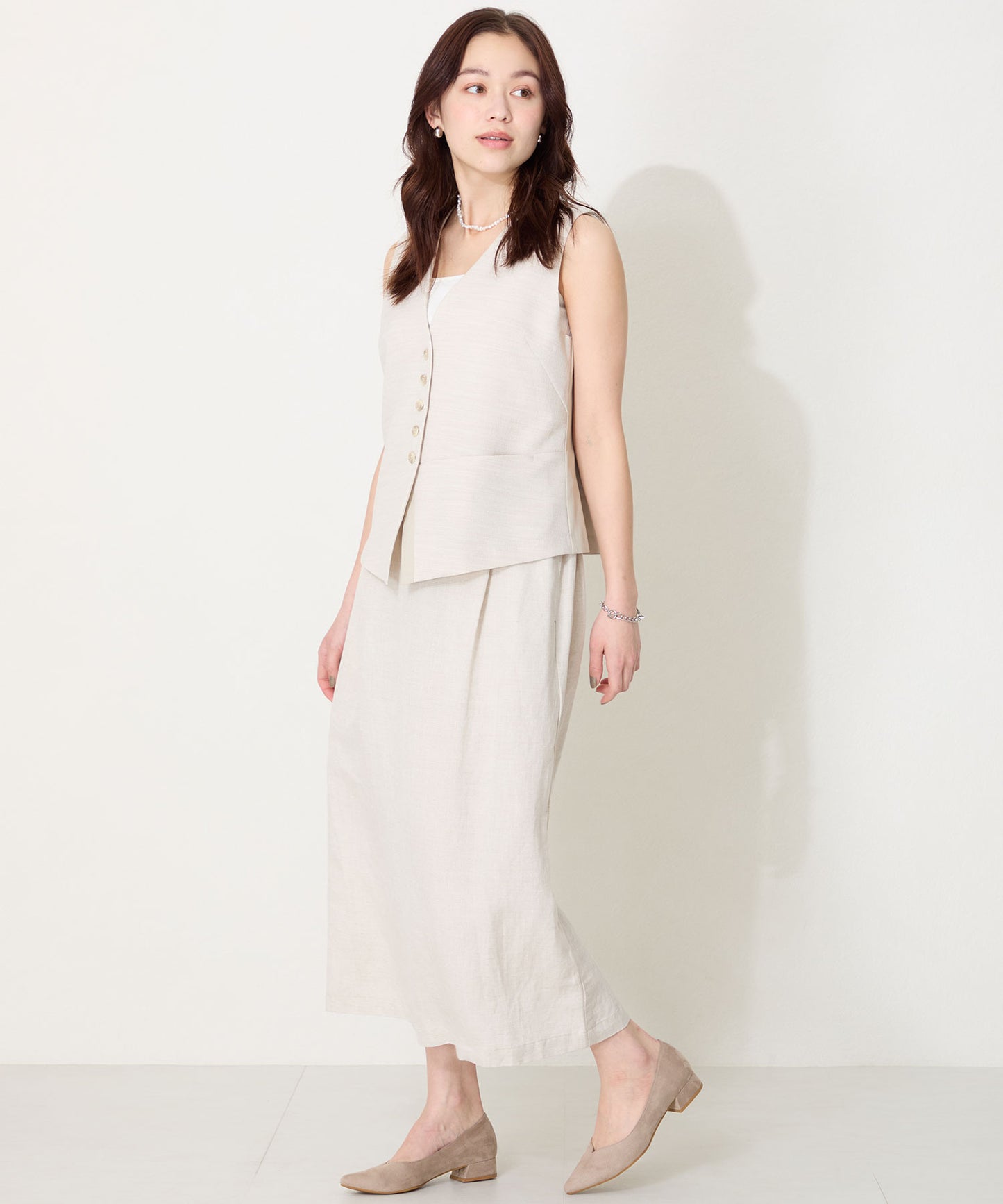 【WEB限定】スリットカットポインテッドトゥヒールパンプス/55105